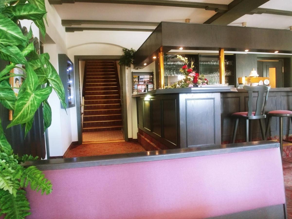 Waldhotel & Restaurant Bergschlosschen Hetzdorf Dış mekan fotoğraf